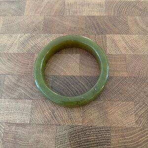 Xiu Jade Bangle, sz 62.1mm
